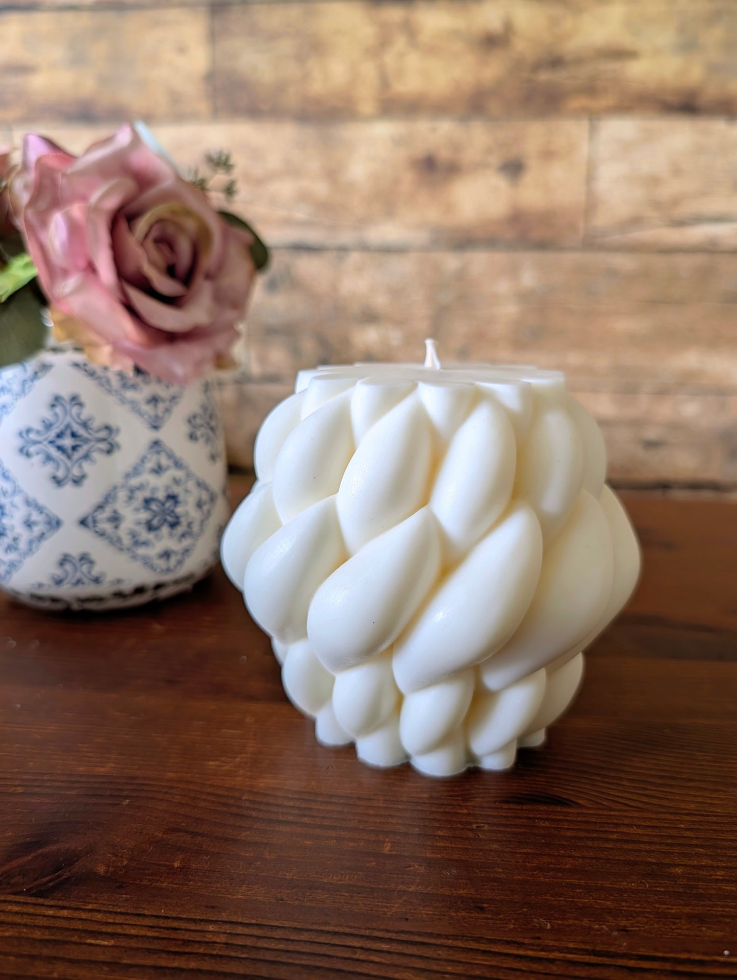 Skulptur-Kerze „Chunky Knit“ – Gemütlichkeit in ihrer schönsten Form