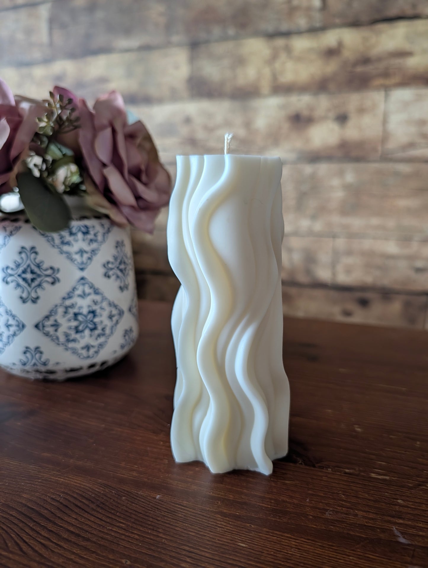 Elegante Wellenkerzen