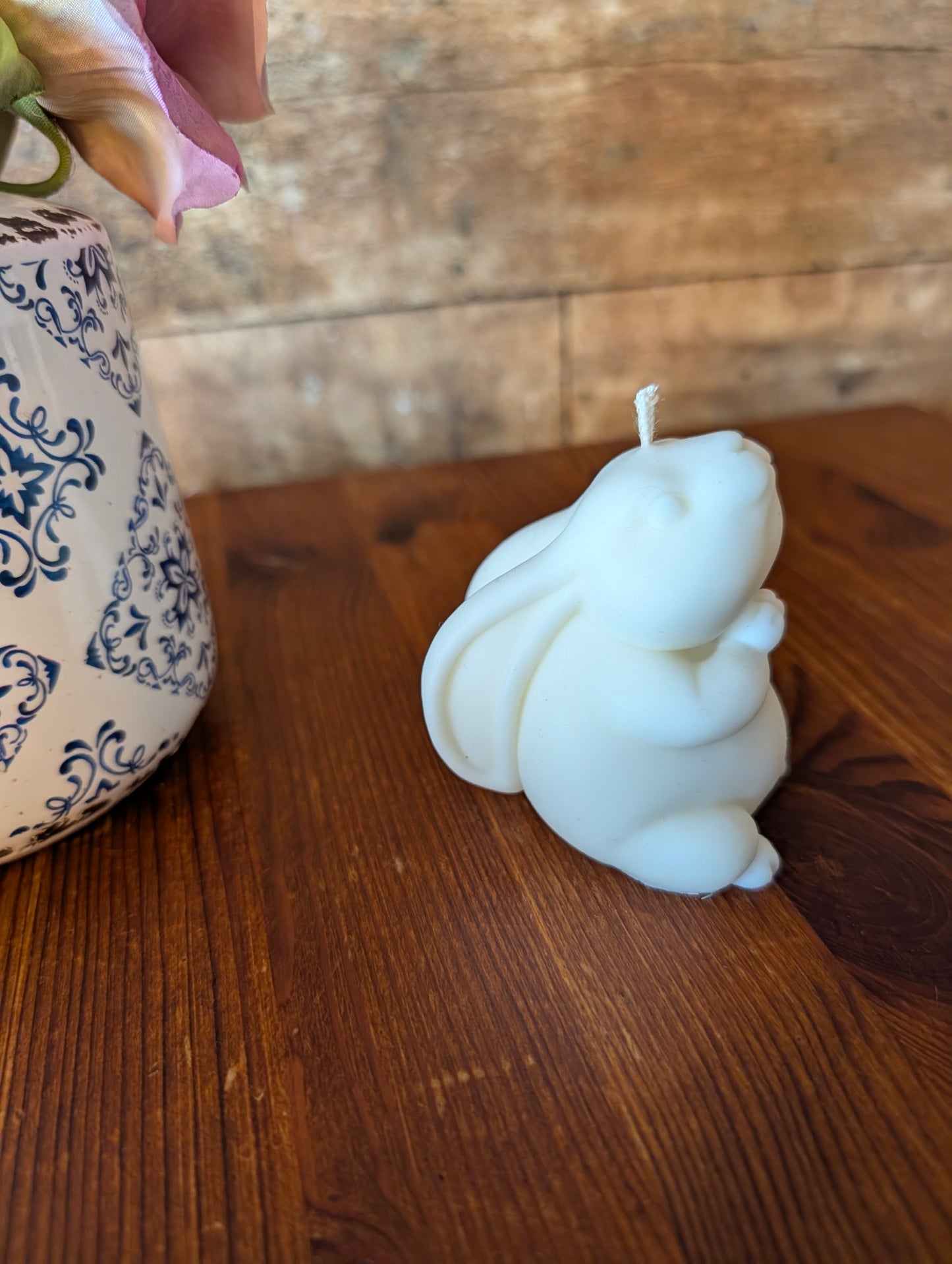 Handgegossene Hasen-Kerze